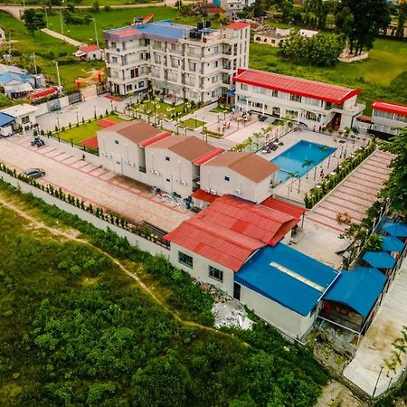 Quick 20 Riverside Hotel Amlekhganj ภายนอก รูปภาพ
